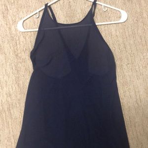 High neck lululemon tank size 4